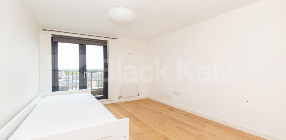 			NEW INSTRUCTION!, 2 Bedroom, 1 bath, 1 reception Apartment			 Caledonian Road N7, Caledonian Road / Lower Holloway